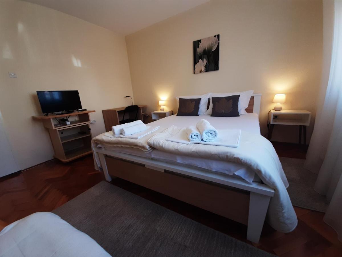 Haus Apartman Zajecar M&L Экстерьер фото